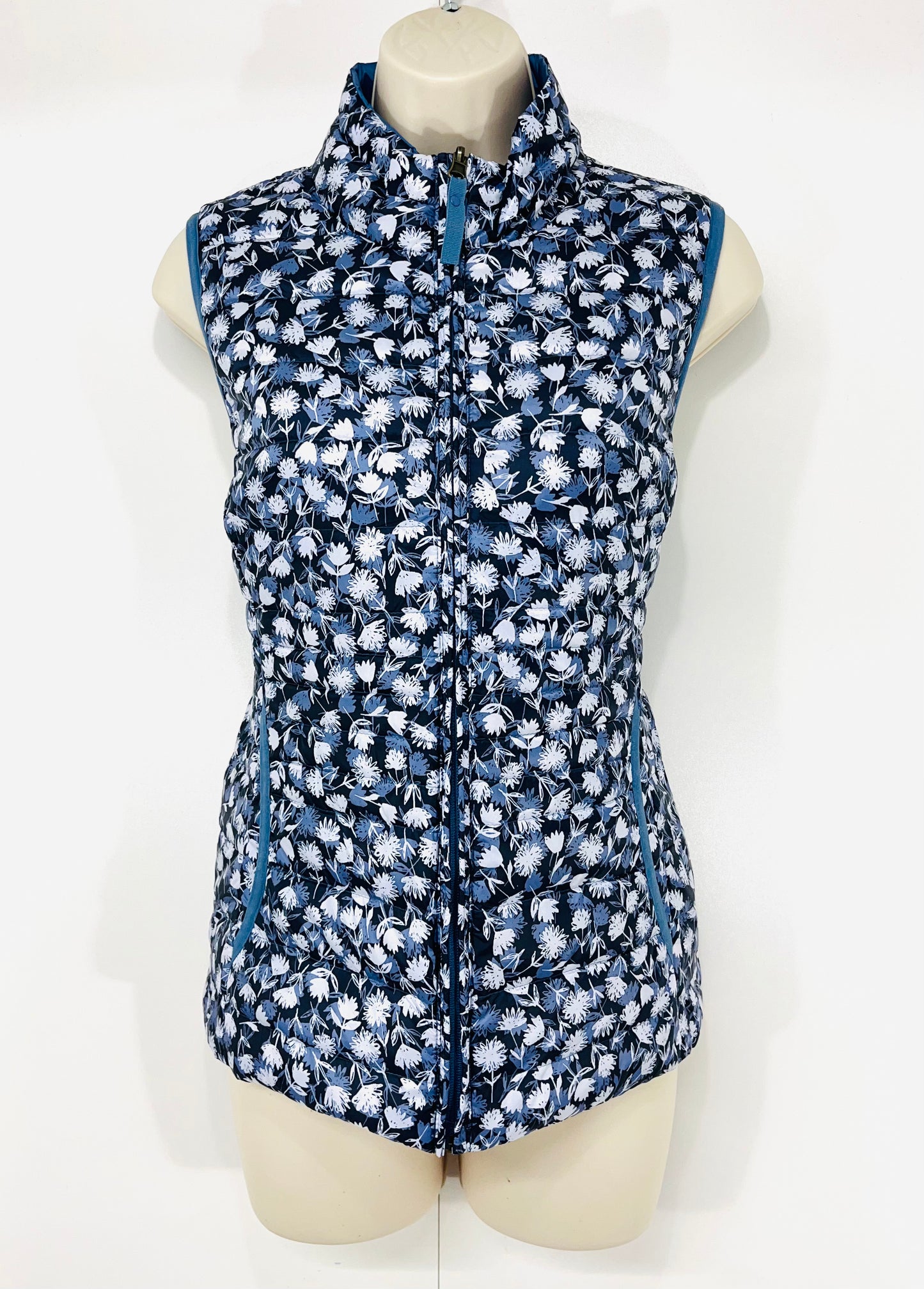 LAURA ASHLEY Blue Floral Reversible REAL DOWN Women's Puffer Gilet Jacket UK 10