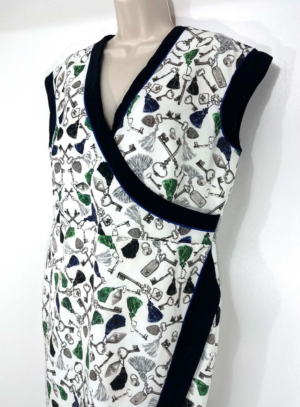 DAMSEL IN A DRESS Cream Multicoloured Classic Crossover Women's Shift Dress UK 16