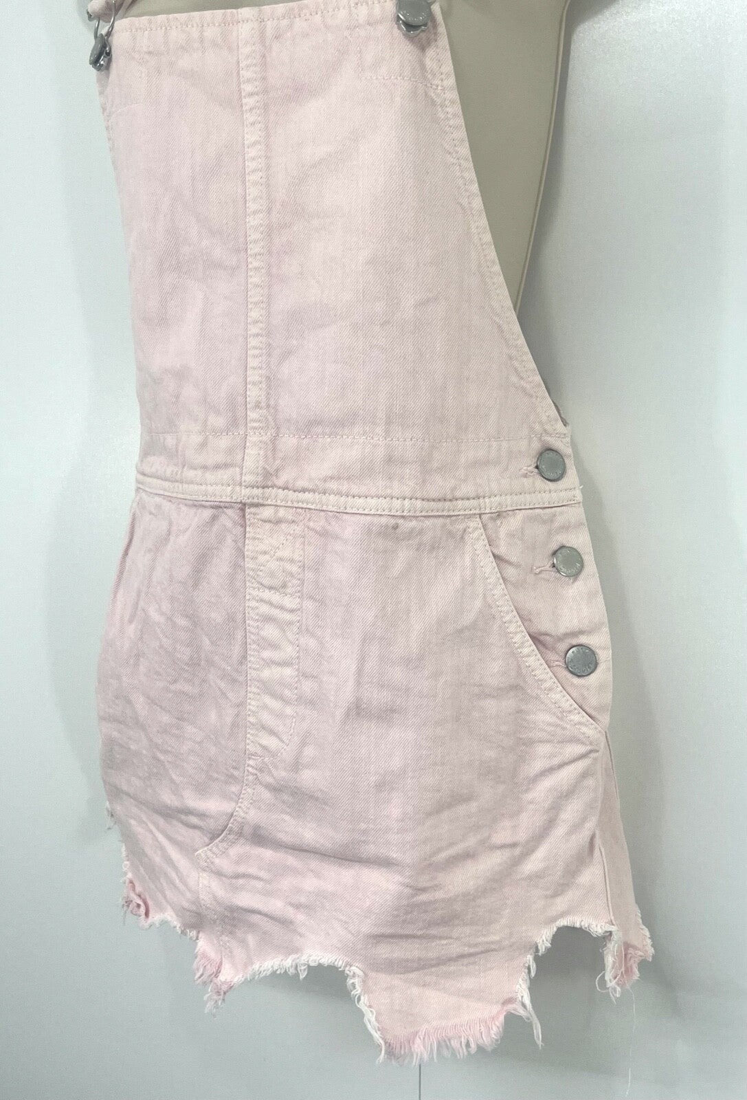 FREE PEOPLE Pink COTTON Denim Women's Dungaree Mini Skirtall Pinafore Dress size XS